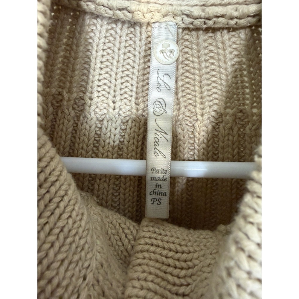 Leo & Nicole Women's Cardigan Sweater Beige Size Small - Picture 5 of 6